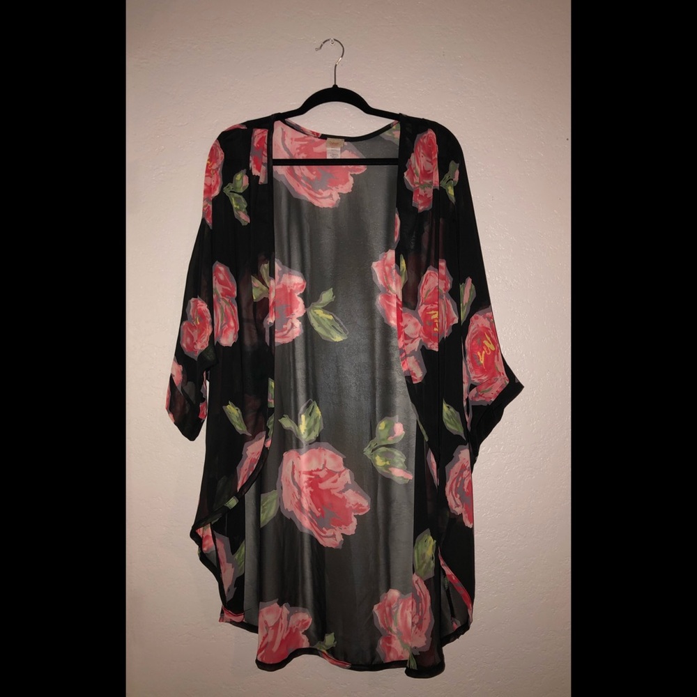 ToTo Collection sheer floral kimono